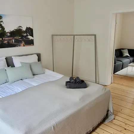 2-bed In One Of Locations Апартаменты Орхус